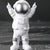 Statue d'Astronaute en Résine : Figurine Éducative et Décorative pour Bureau et Maison - Modèle Idéal pour Enfants - Cadeau Unique