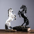 Statue Cheval Blanc en Résine: Artisanat Décoratif pour Bureau et Salon