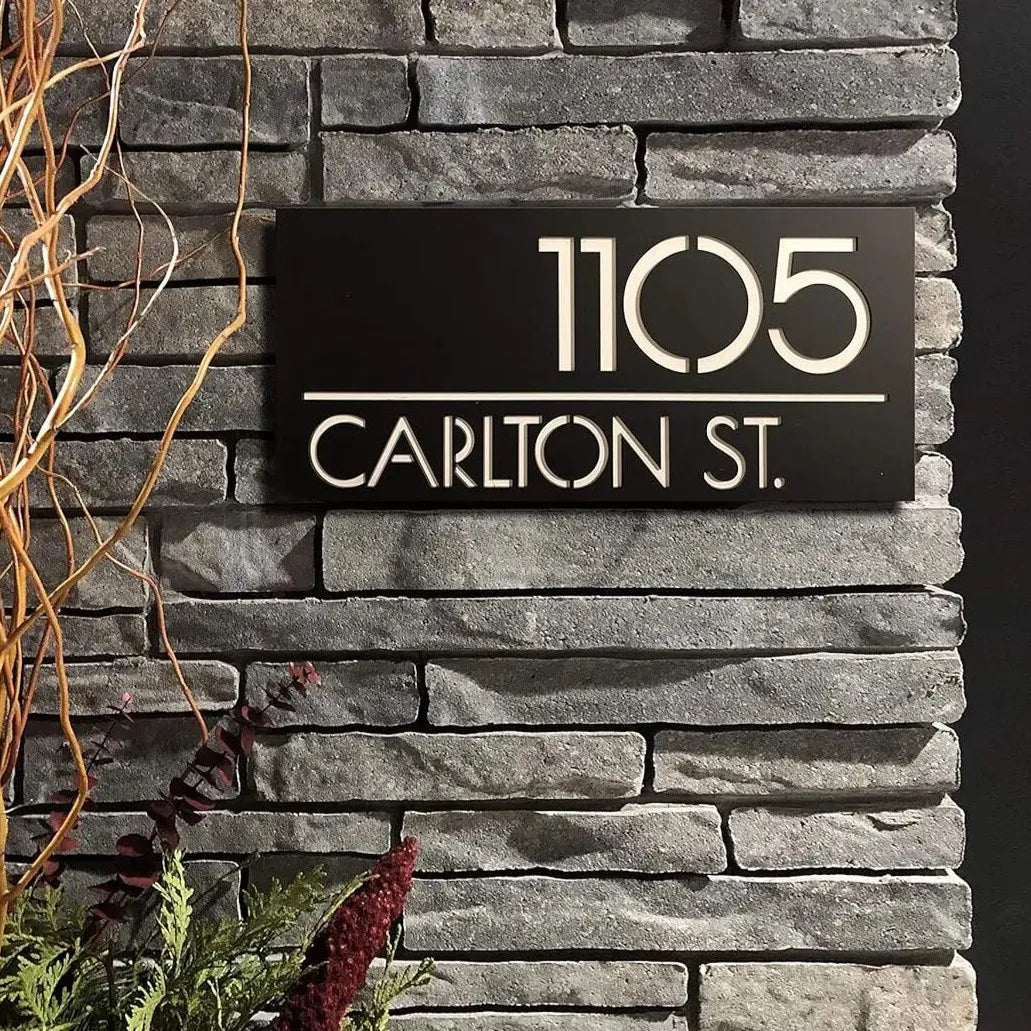 Luxe en Plein Air: Plaque Décorative Extérieure Personnalisable